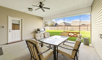 302 Riverside Dr, Berwick, LA 70342