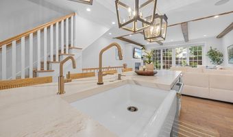 4724 CROSS St, Philadelphia, PA 19128