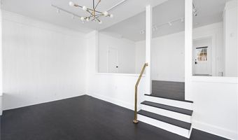 138 Spring St 1, Newport, RI 02840