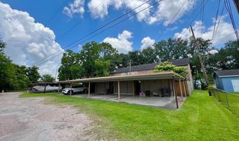 1031 N Chenango St, Angleton, TX 77515