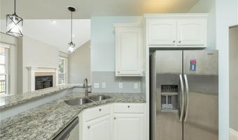 206 Tunbridge Dr, Bentonville, AR 72712
