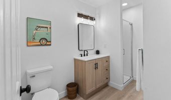 226 Hoomoku St, Kahului, HI 96732