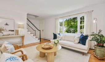 11 Pond Pl, Cos Cob, CT 06807