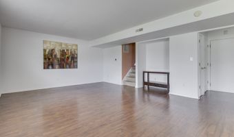 944 Angus Ln, Indianapolis, IN 46217