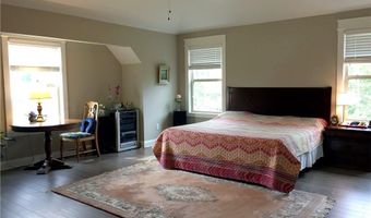 1861 MOYLE Ln, Auburn, AL 36830