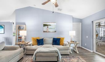 6702 CLAIR SHORE Dr, Apollo Beach, FL 33572