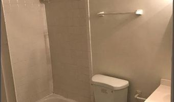 3322 WOODBURN VILLAGE Dr 22, Annandale, VA 22003