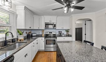 33 Fairhaven Rd, Cumberland, RI 02864