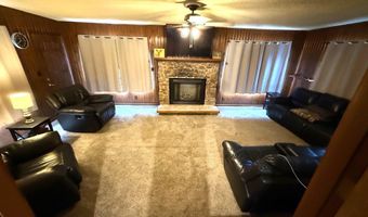 121 N Lowe St, Algona, IA 50511