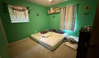 4967 Kings Rd, Bascom, FL 32423