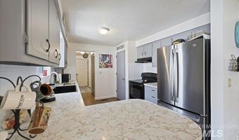 1220 Ohio Ave, Caldwell, ID 83605