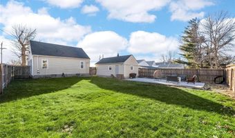 301 Roosevelt St, Alburnett, IA 52202