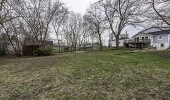 24199 W Beach Grove Rd, Antioch, IL 60002