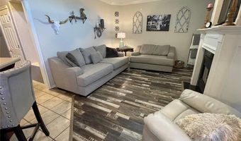 2210 Lakewood Dr, Chickasha, OK 73018