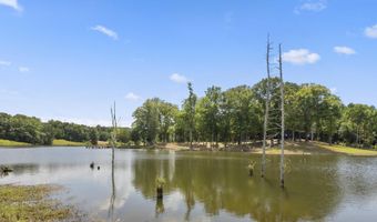 774 Davis Rd, Benton, MS 39039