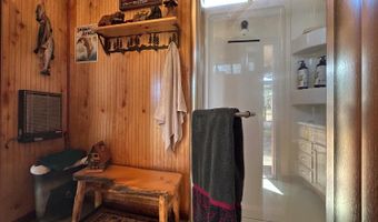 60 Liberty Rd, Arnold, CA 95223
