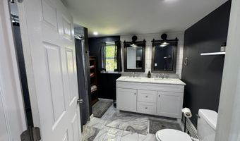 683 Water St, Bennington, VT 05257