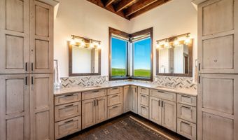 838 Hwy 335, Big Horn, WY 82833