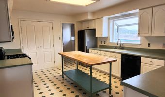 629 Thorobred Ave, Gardnerville, NV 89410