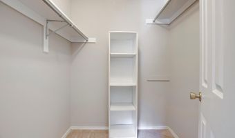 20950 TIMBER RIDGE Ter 202, Ashburn, VA 20147