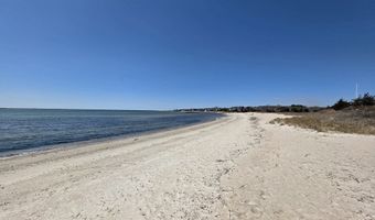 169 Gosnold St, Barnstable, MA 02601