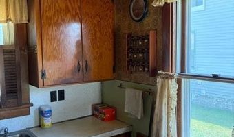 611 13th St NE, Austin, MN 55912