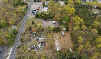 439 N Main St, Barnegat, NJ 08005
