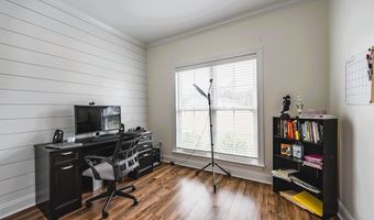 122 Hollister Dr, Albany, GA 31721