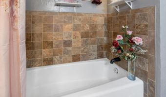 6410 HAMSTEAD Dr, Amarillo, TX 79109