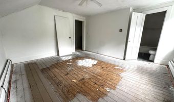 127 Dewey St, Bennington, VT 05201