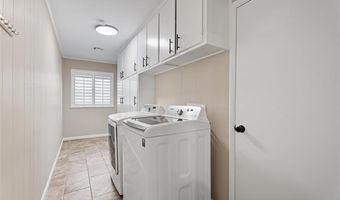 1050 Grandview Dr, Bartlesville, OK 74006