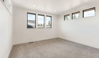3186 NW Strickland Way, Bend, OR 97703