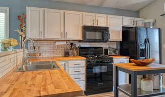 4420 LOREN Ave NW, Albuquerque, NM 87114