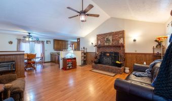 306 Travis Pless Rd, Alto, GA 30510