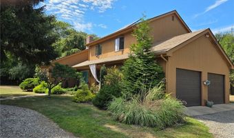 40 Gosnold Rd, North Kingstown, RI 02852