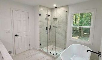 6211 Emerald Springs Dr SE, Acworth, GA 30102