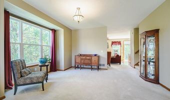 15826 Frisian Ln, Apple Valley, MN 55124