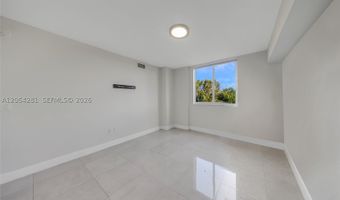 2775 NE 187th St 318, Aventura, FL 33180