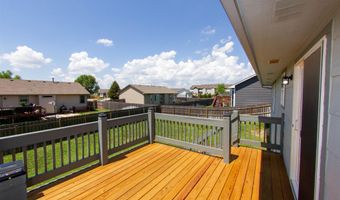707 S Hedgewood Cir, Andover, KS 67002