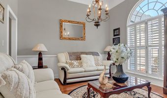 1711 River Pointe Dr, Albany, GA 31707