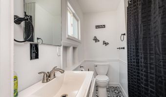 235 Riverside Dr, Alma, MI 48801