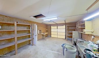 512 Raymond Dr, Arapahoe, NC 28510