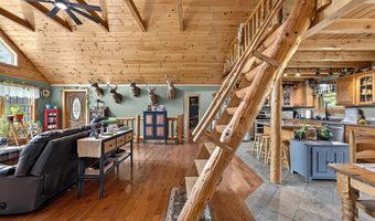 625 Mcgrath Pond Rd, Belgrade, ME 04917