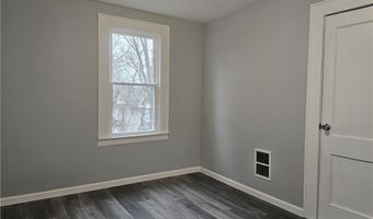 1656 Bennett St, Utica, NY 13502