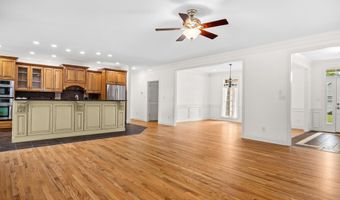 203 Heighton Ct, Alcoa, TN 37701