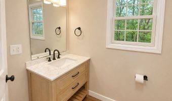 475 Longview Heights Rd, Athens, OH 45701