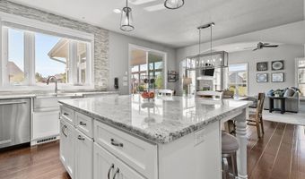 W5757 JOCHMANN Drive, Appleton, WI 54915