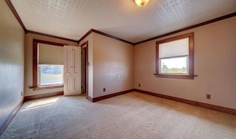 805 N Indiana Ave, Auburn, IN 46706