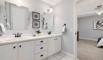 5 Morgan Ct, Lincoln, RI 02865