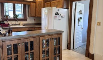 709 N St, Aurora, NE 68818